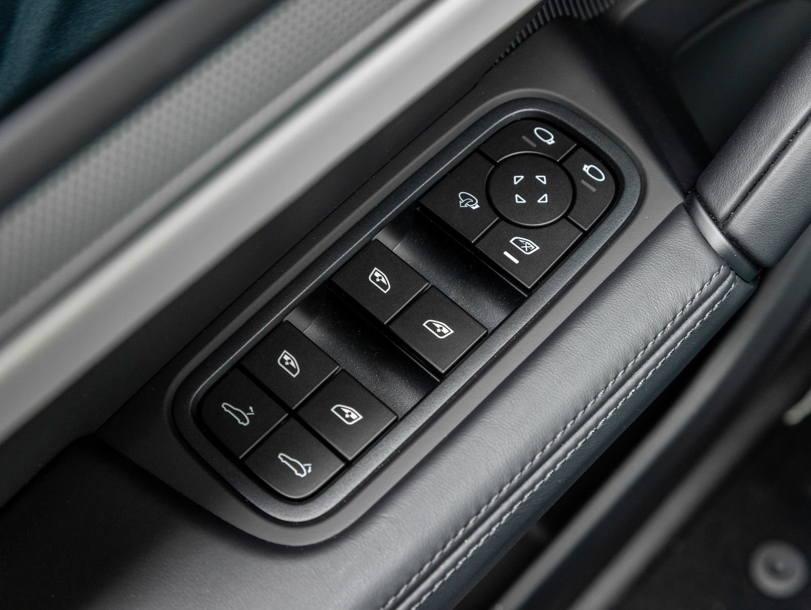 New 2026 Porsche Cayenne S AWD/4WD image 20