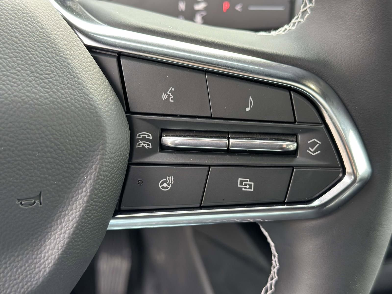 New 2026 Chevrolet Blazer EV LT image 14