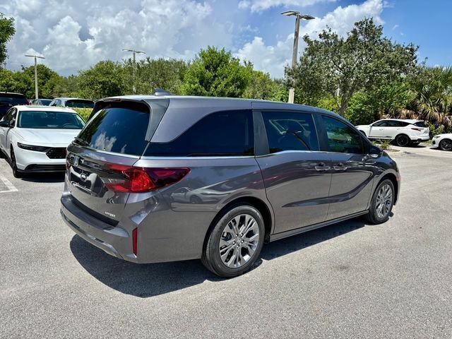 New 2027 Honda Odyssey Touring image 6