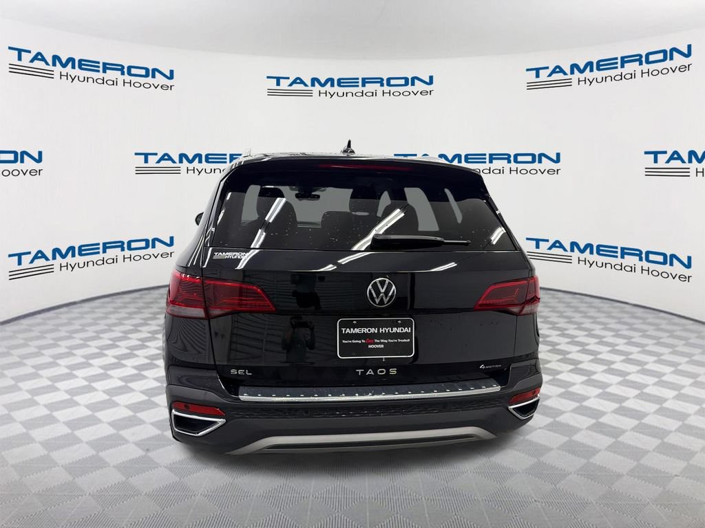 Used 2023 Volkswagen Taos SEL AWD/4WD image 4