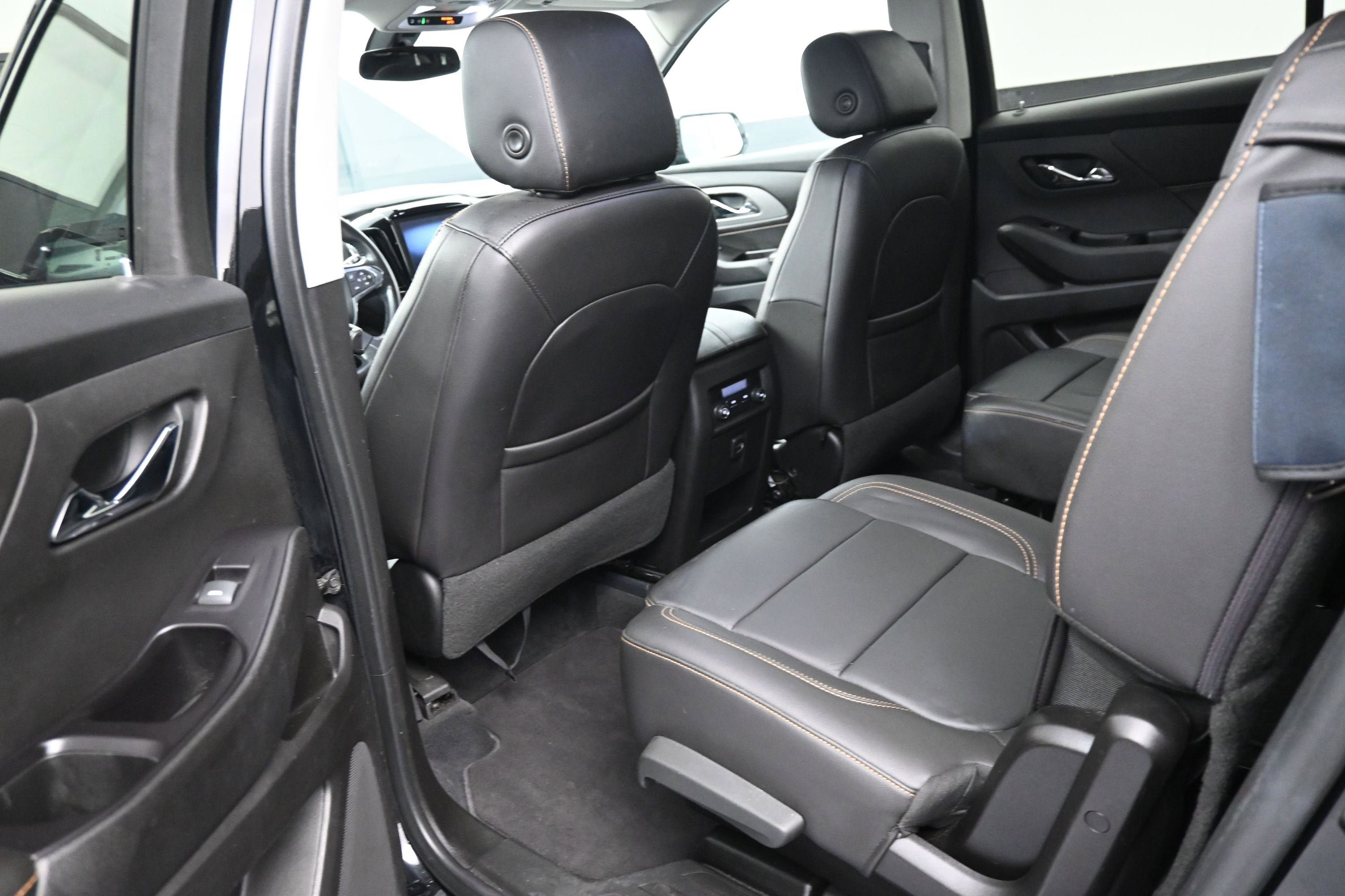 Used 2020 Chevrolet Traverse LT AWD/4WD image 26
