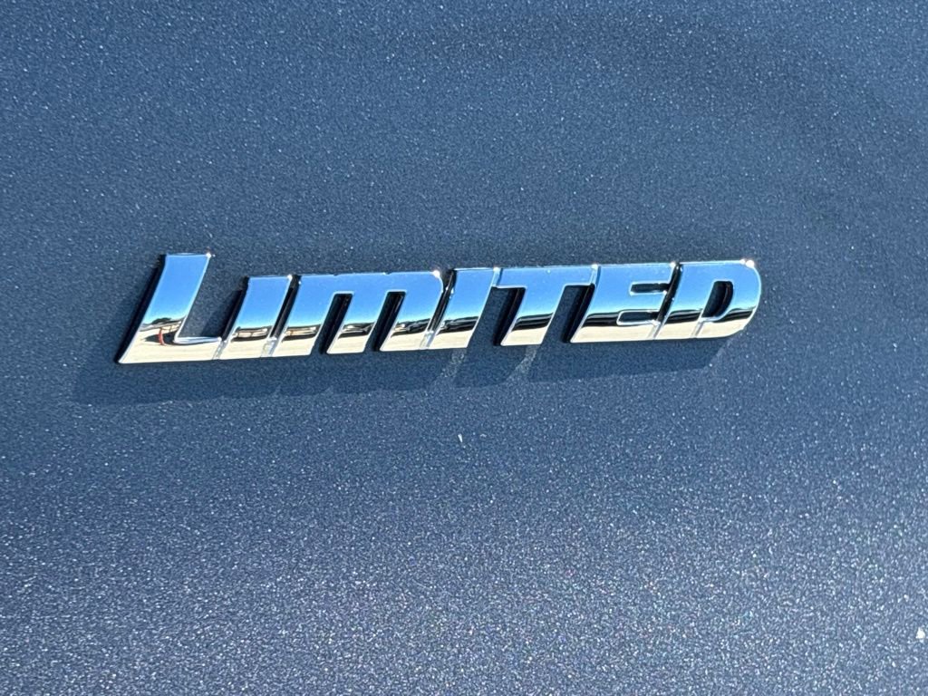 Used 2022 Toyota 4Runner Limited image 5