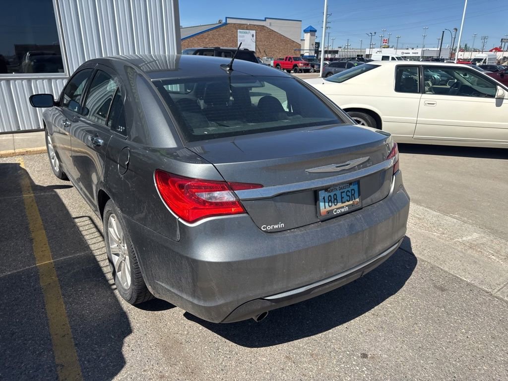 Used 2013 Chrysler 200 Limited FWD image 13