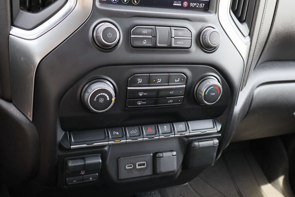 Used 2022 Chevrolet Silverado 2500 LT AWD/4WD image 18