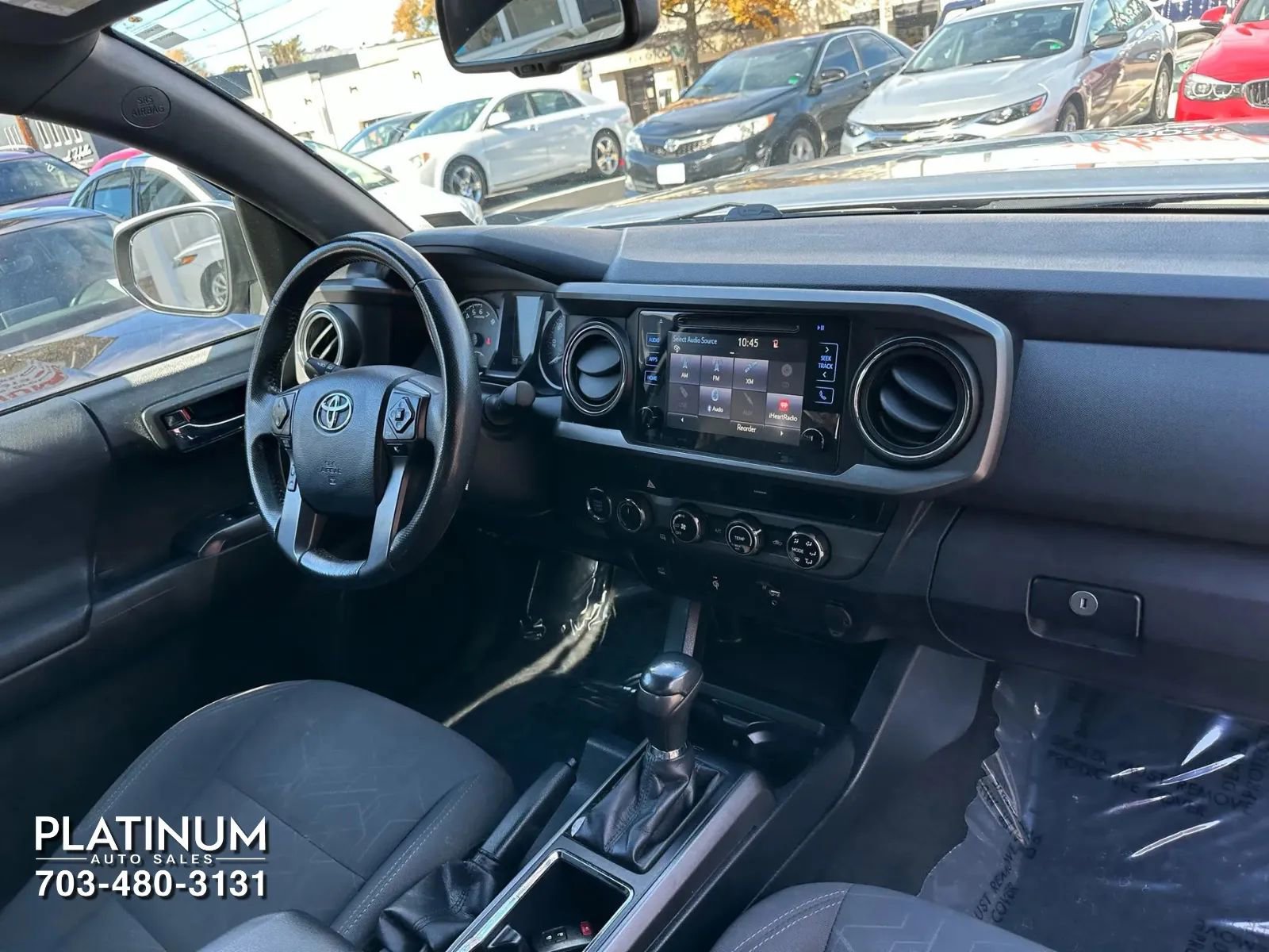 Used 2017 Toyota Tacoma TRD Off-Road image 12