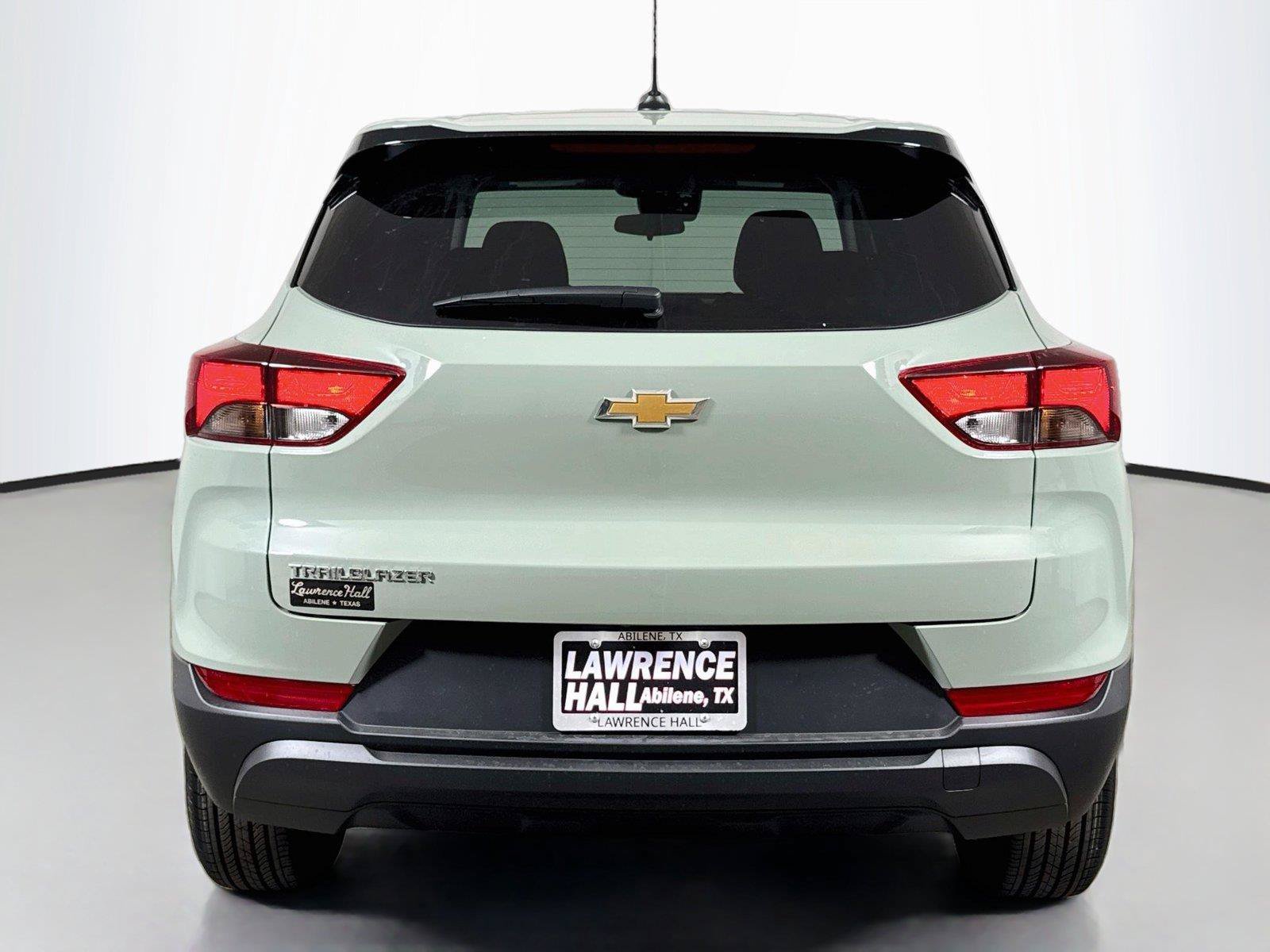 New 2026 Chevrolet TrailBlazer LS w/ LS Convenience Package FWD image 4