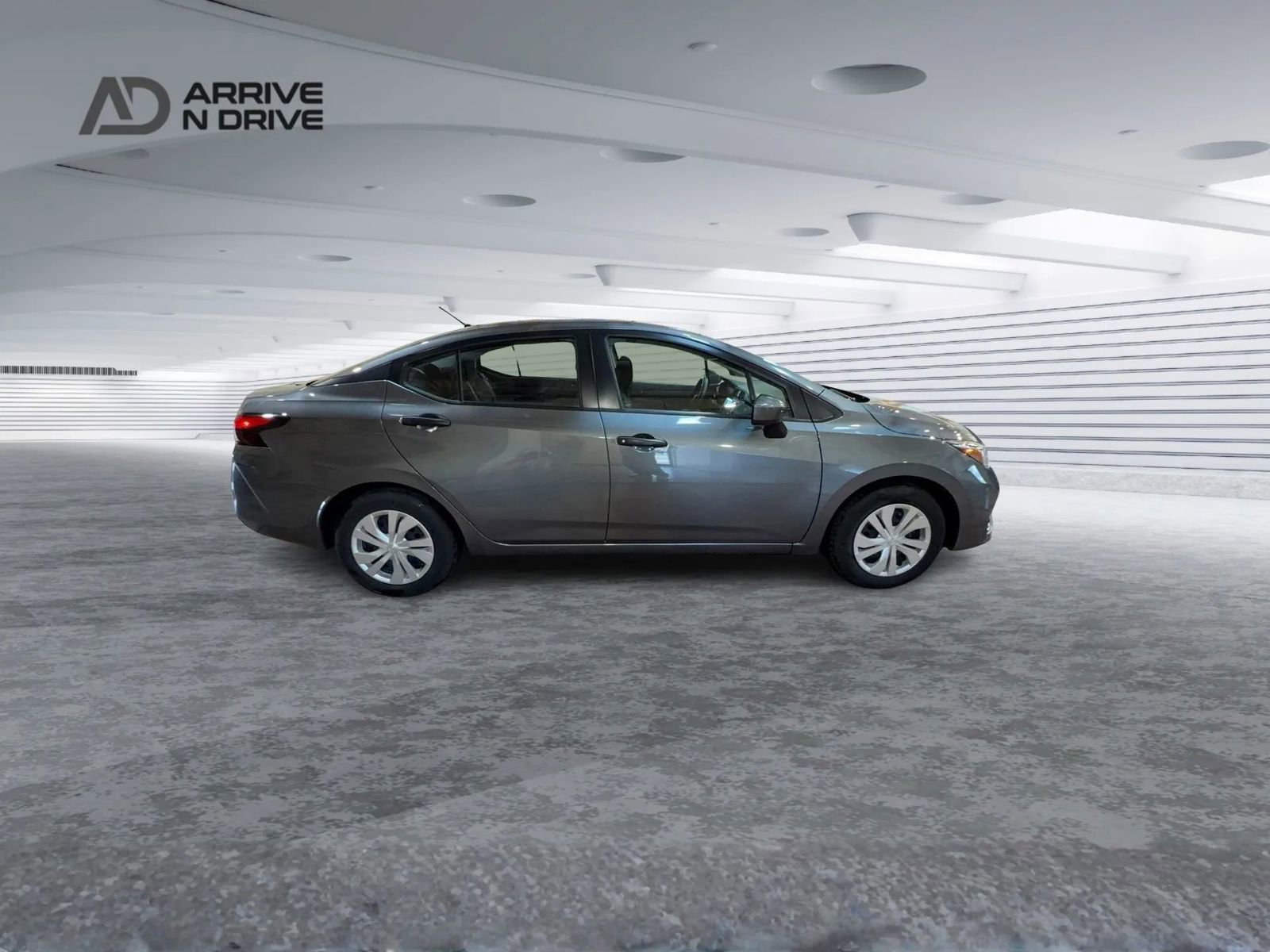 Used 2024 Nissan Versa S image 2