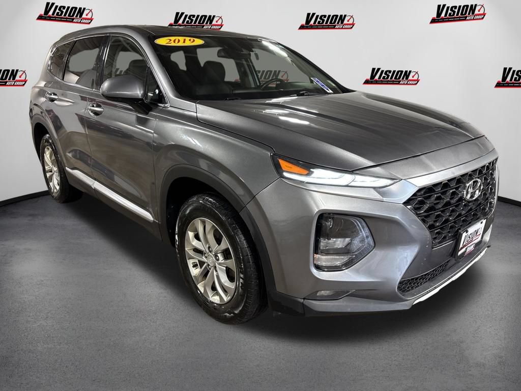 Used 2019 Hyundai Santa Fe SEL AWD/4WD image 3