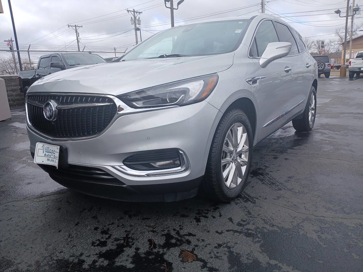 Used 2020 Buick Enclave Premium w/ Surround and Sites Package image 3