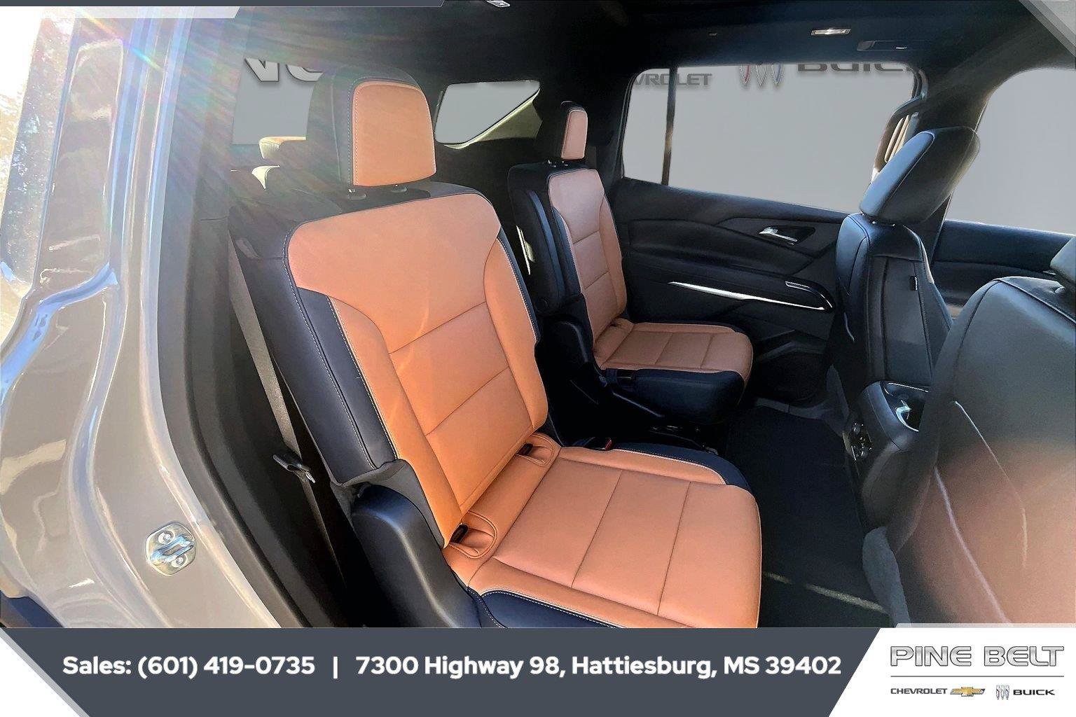 New 2027 Chevrolet Traverse Z71 w/ Driver Confidence Package AWD/4WD image 20