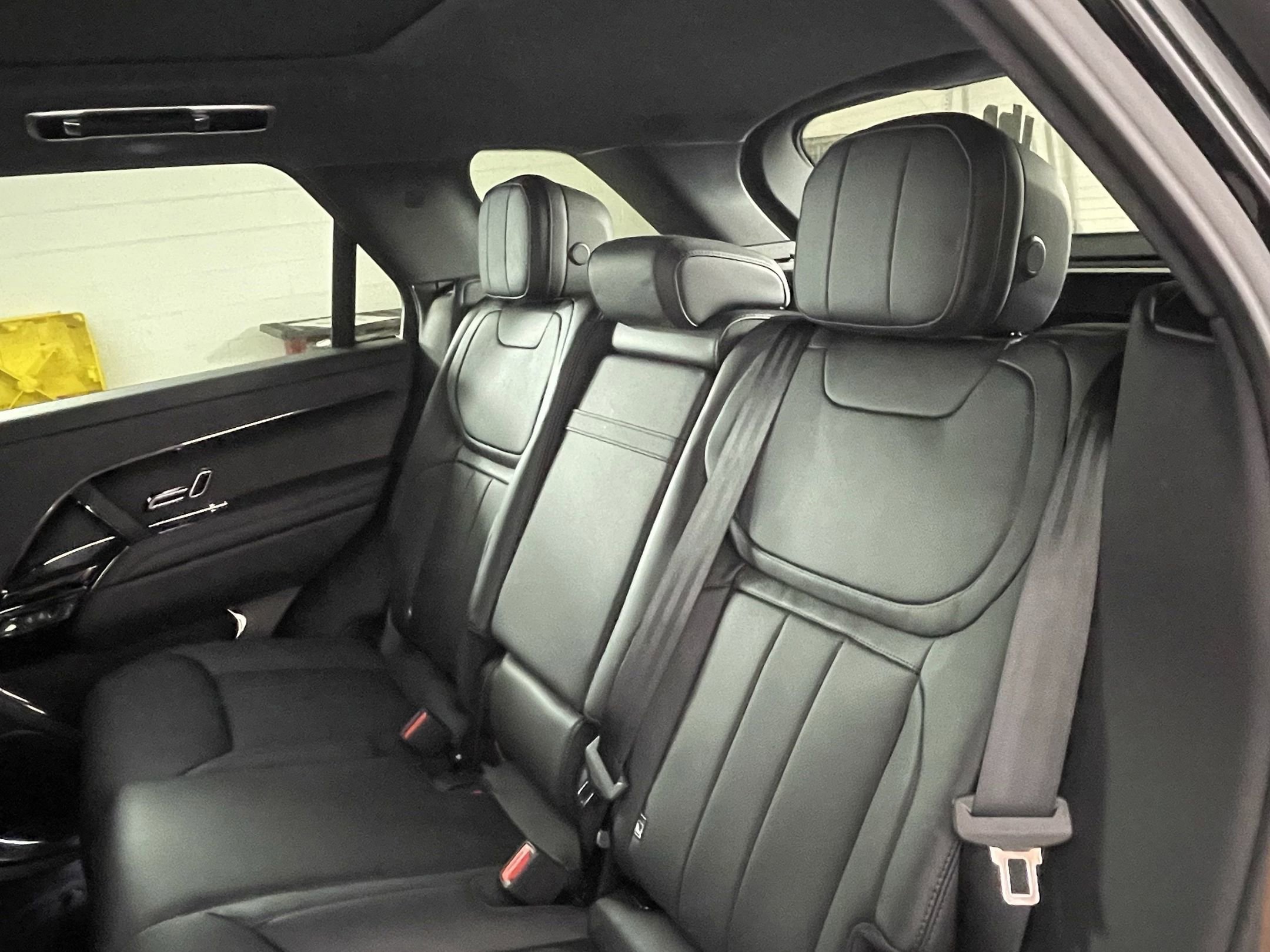 New 2025 Land Rover Range Rover Sport Dynamic SE image 12