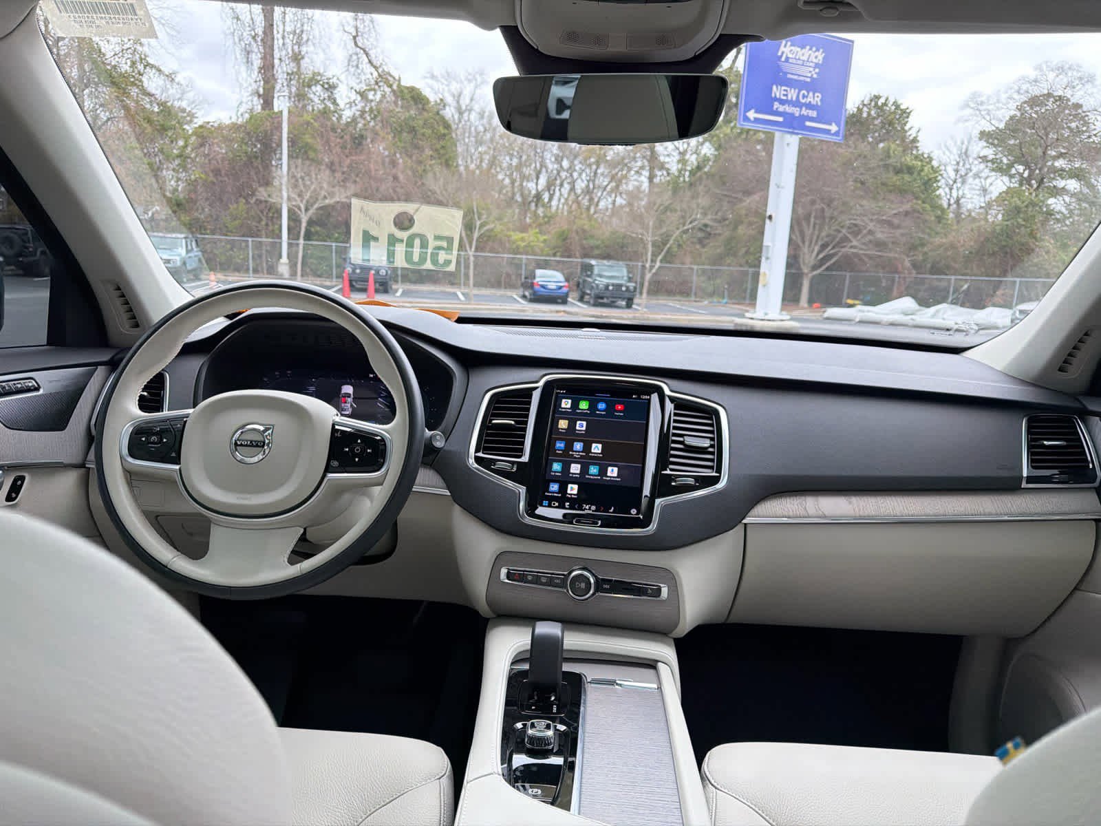 Certified 2025 Volvo XC90 B6 Plus w/ Protection Package Premier image 20