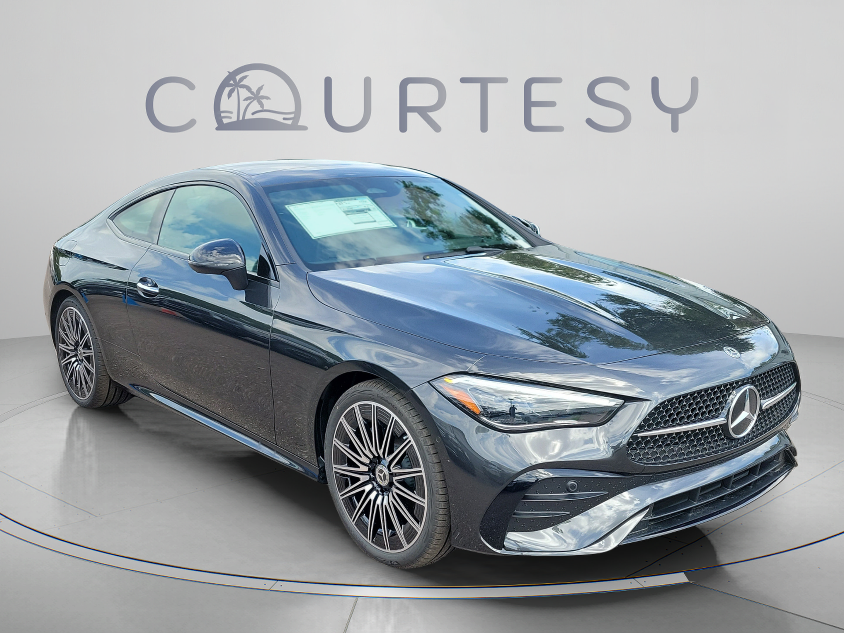 New 2026 Mercedes-Benz CLE 300 4MATIC Coupe image 4