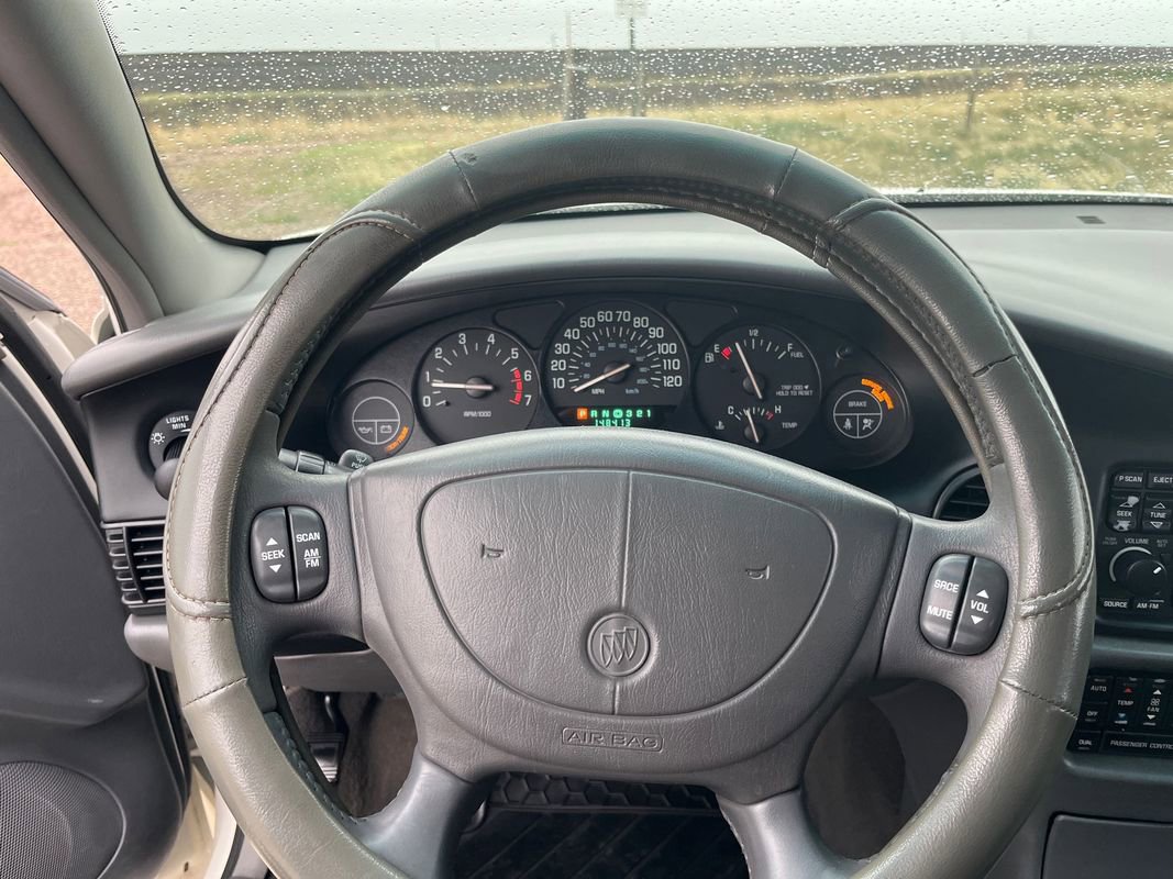 Used 2003 Buick Regal LS w/ LS Luxury Plus Package image 11