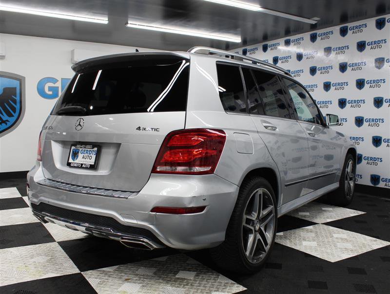 Used 2013 Mercedes-Benz GLK 350 4MATIC w/ Premium 1 Pkg image 4