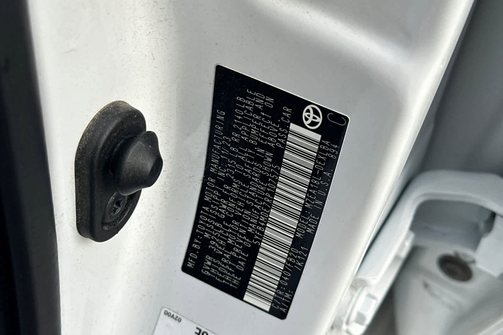 Used 2024 Toyota Corolla LE FWD image 31