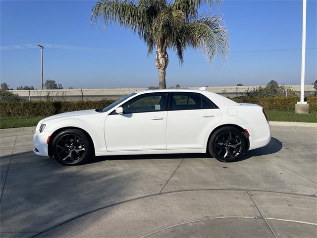 Used 2023 Chrysler 300 S image 5