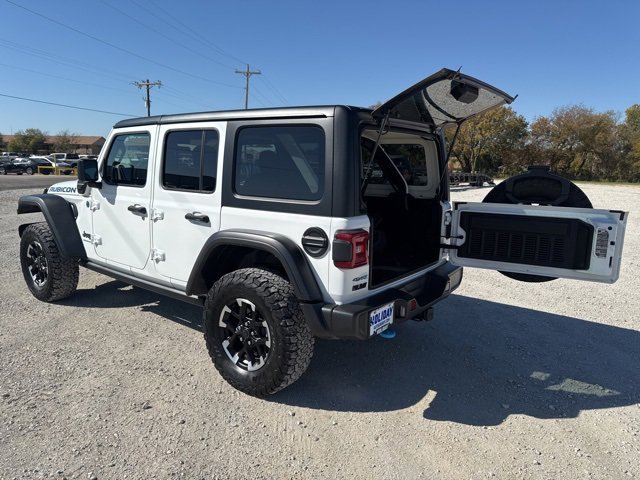 Used 2024 Jeep Wrangler Unlimited Rubicon 4xe image 4