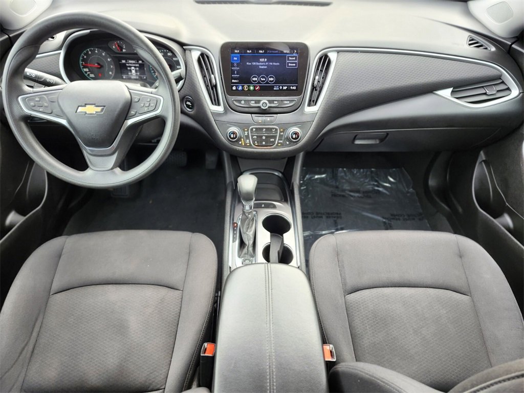 Used 2022 Chevrolet Malibu LT image 10