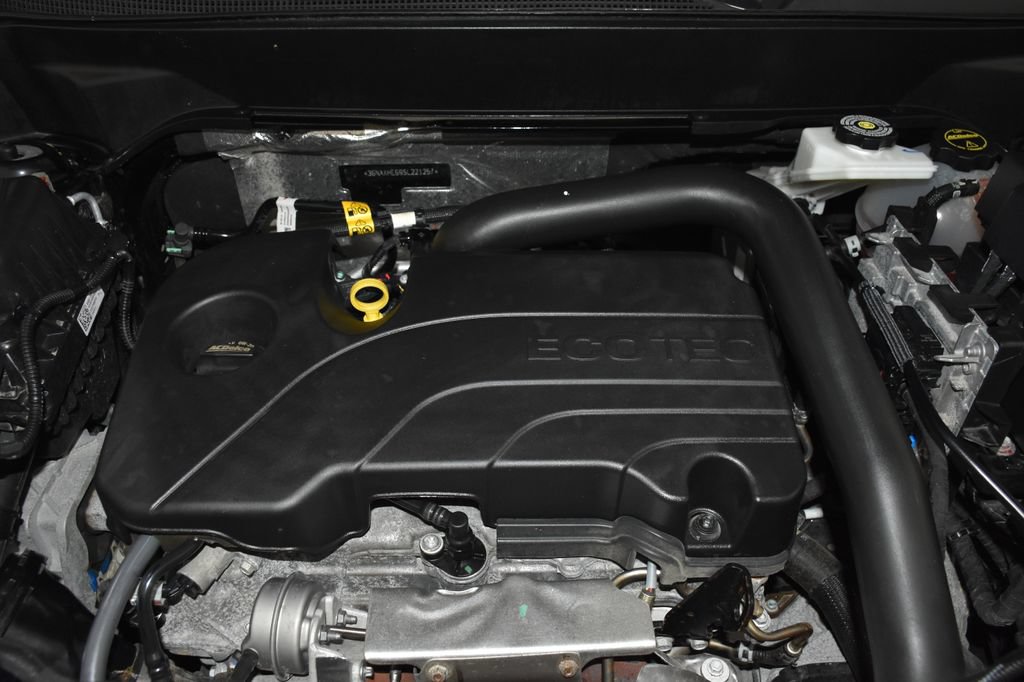 Used 2025 Chevrolet Equinox LT FWD image 7