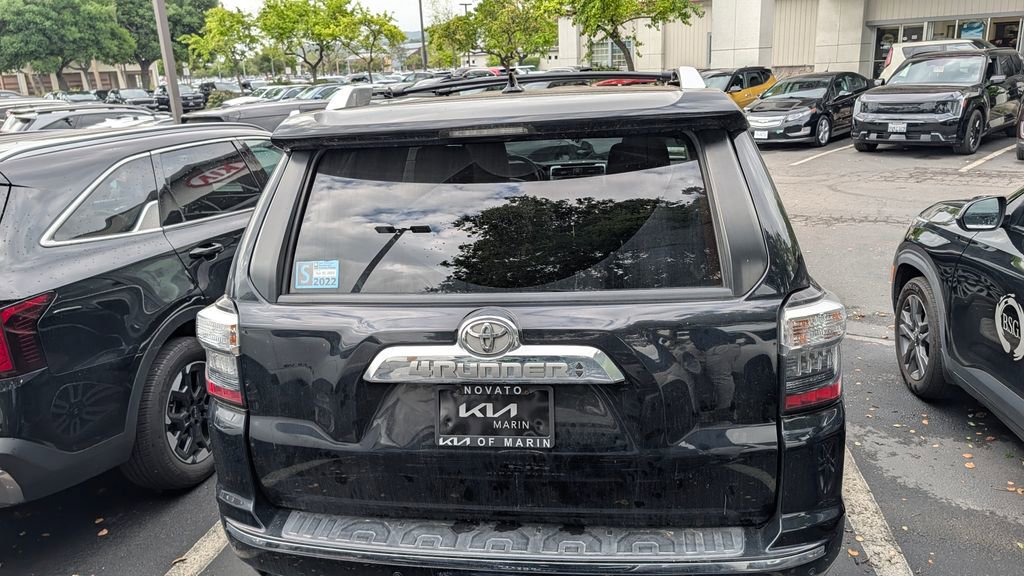 Used 2015 Toyota 4Runner Limited image 3
