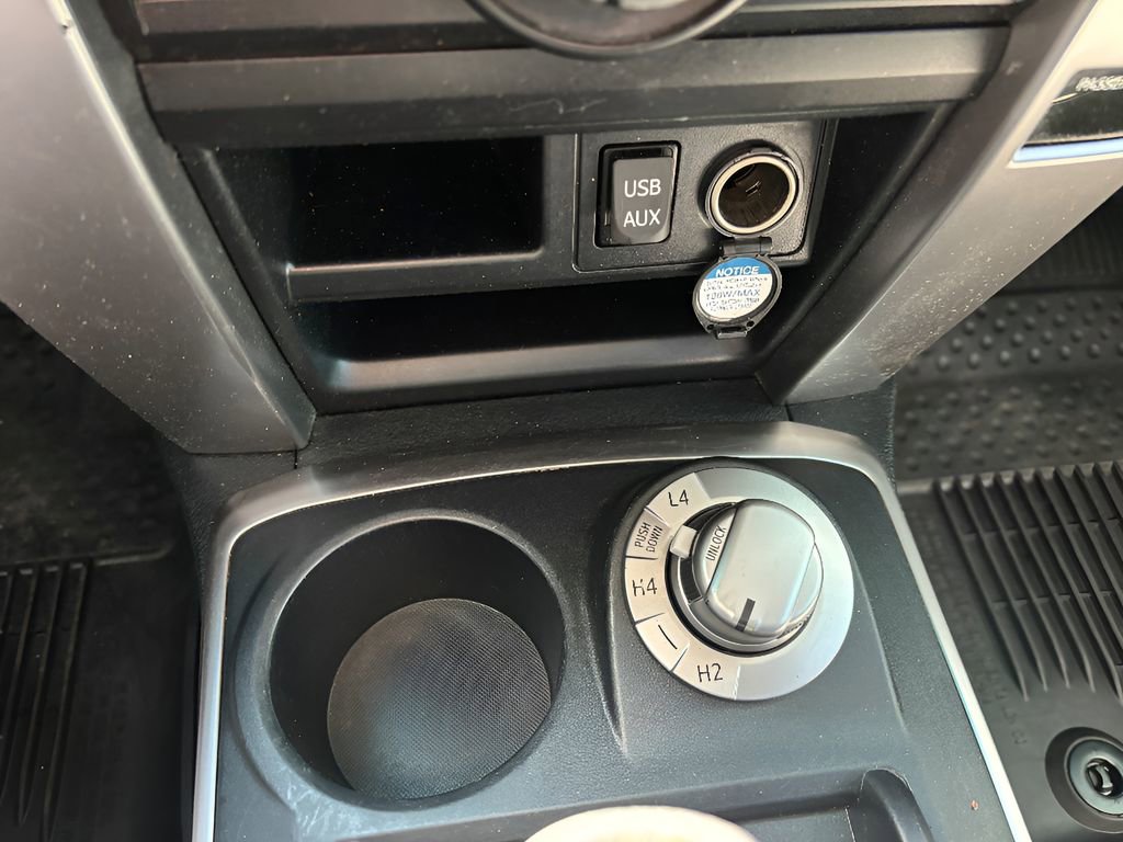 Used 2019 Toyota 4Runner SR5 AWD/4WD image 24