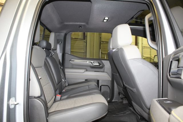 Used 2023 Chevrolet Silverado 1500 ZR2 w/ Technology Package AWD/4WD image 20