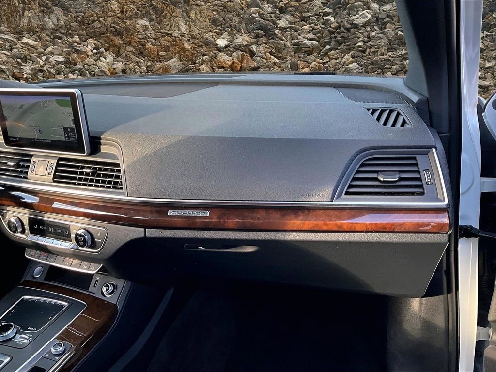 Used 2018 Audi Q5 2.0T Premium Plus w/ Premium Plus Package image 14