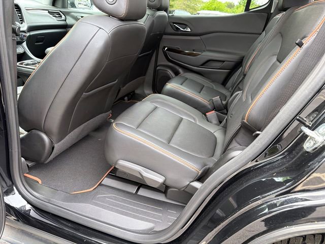 Used 2023 GMC Acadia AT4 w/ Technology Package image 21