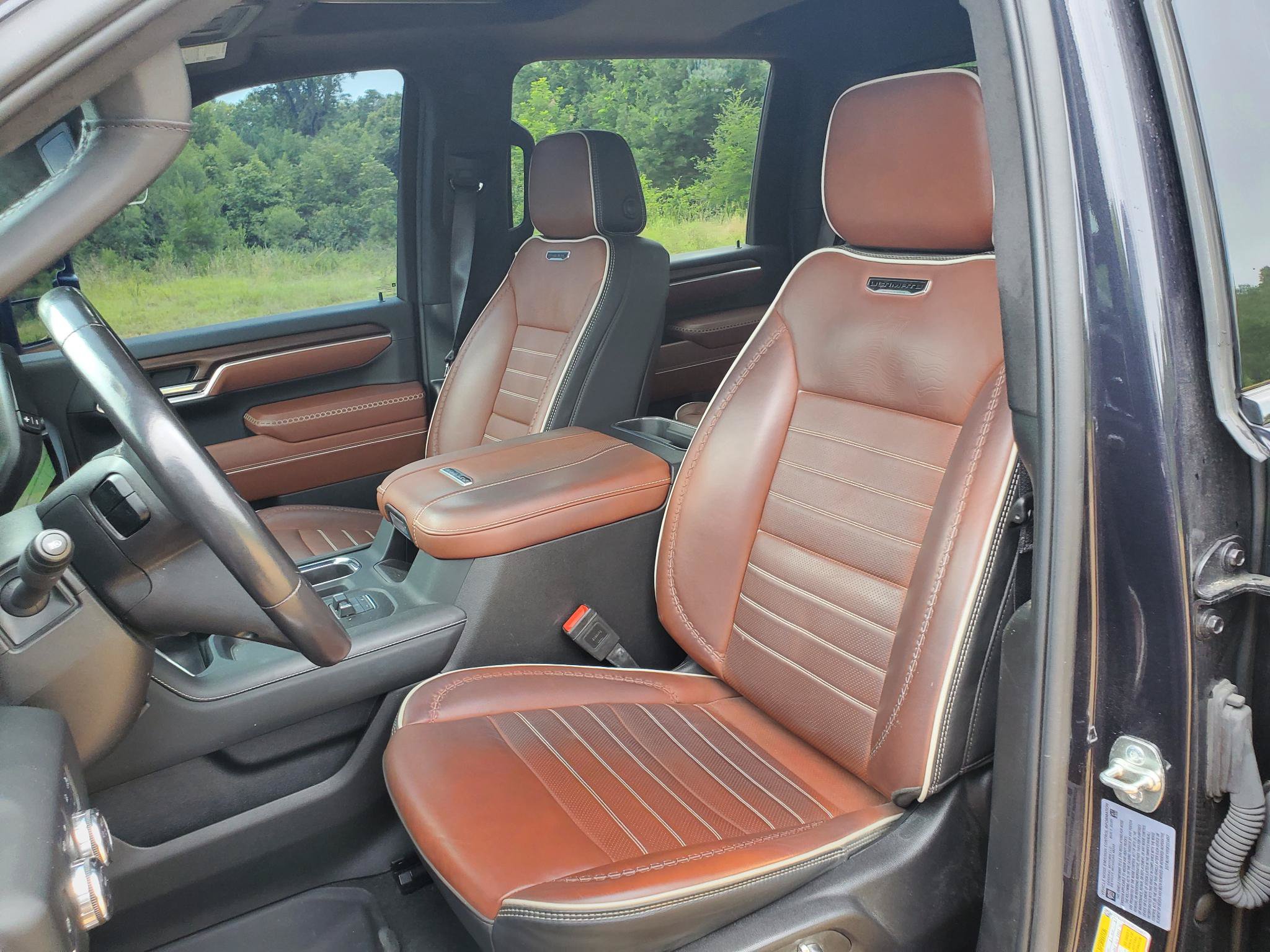 Used 2025 GMC Sierra 2500 Denali Ultimate AWD/4WD image 38