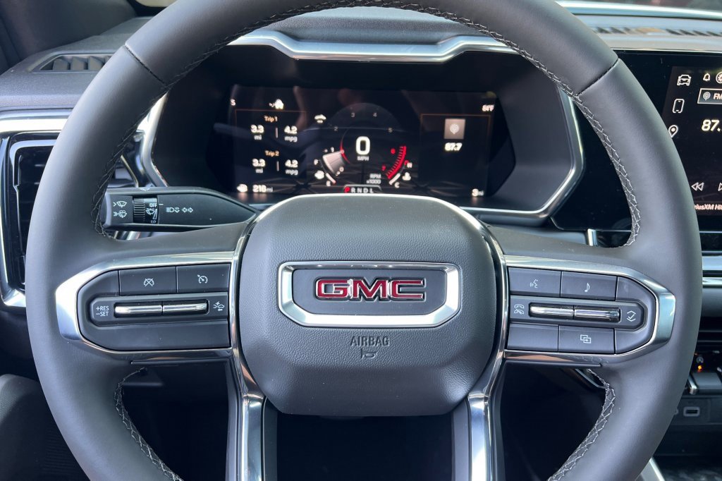 New 2025 GMC Canyon Elevation w/ Technology Package image 20