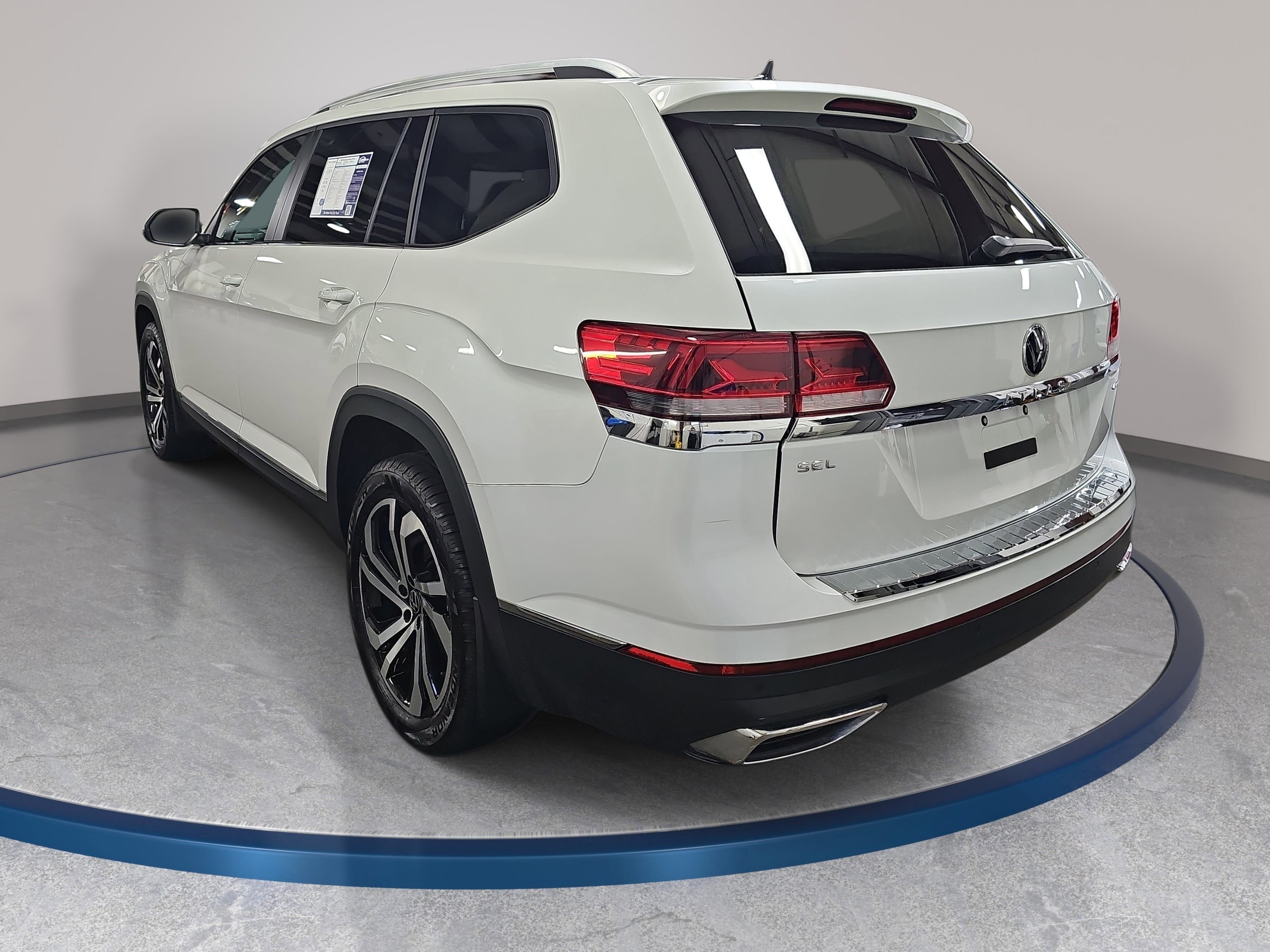 Used 2023 Volkswagen Atlas SEL image 5