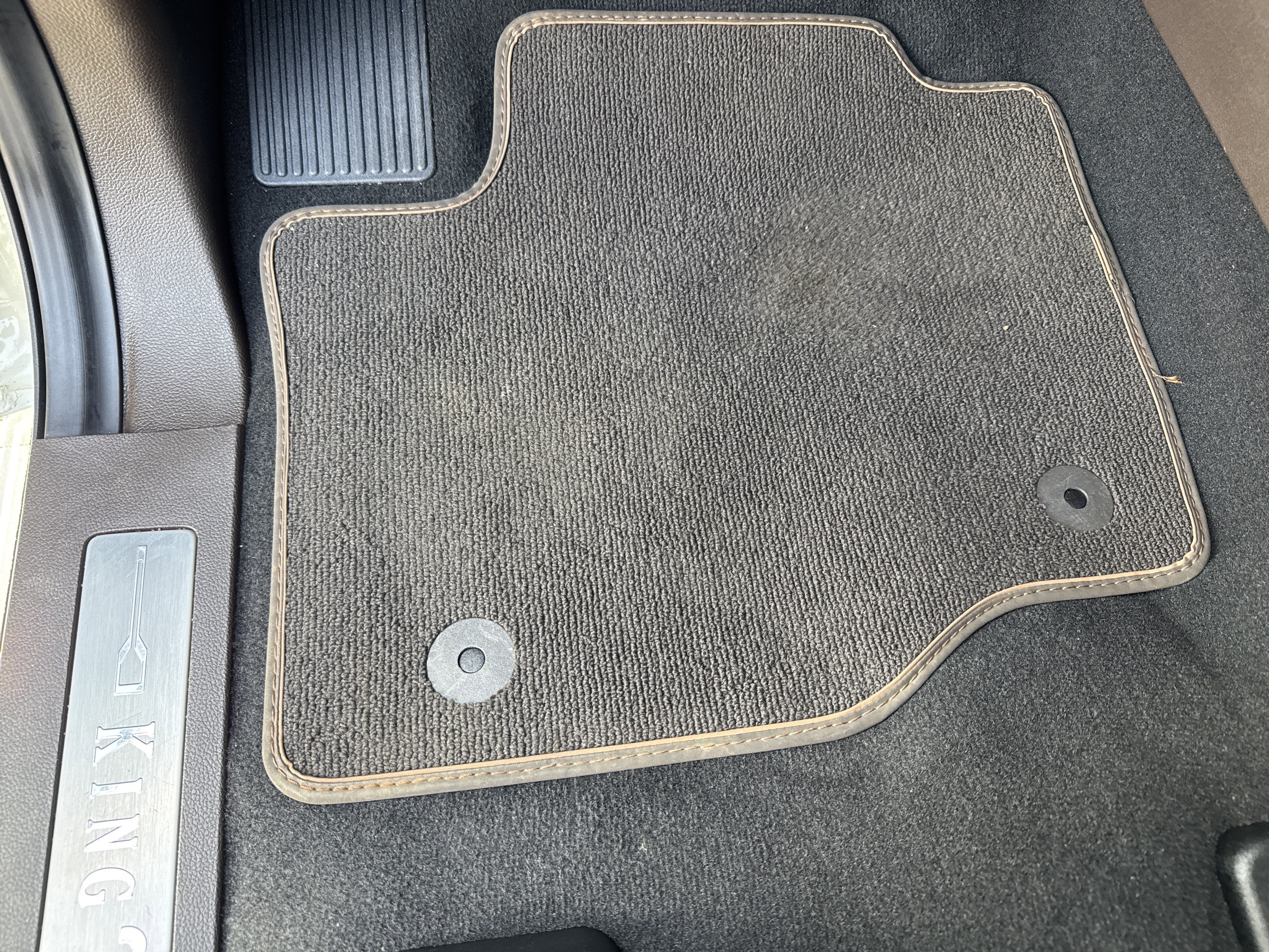 Used 2025 Ford F250 King Ranch w/ FX4 Off-Road Package image 17