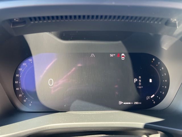 Certified 2023 Volvo XC40 B5 Plus w/ Protection Package Premier image 34