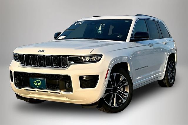 Used 2023 Jeep Grand Cherokee Overland AWD/4WD image 3