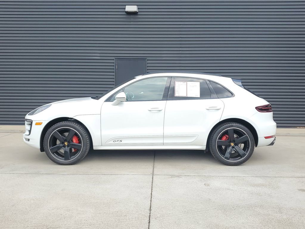 Used 2018 Porsche Macan GTS image 2