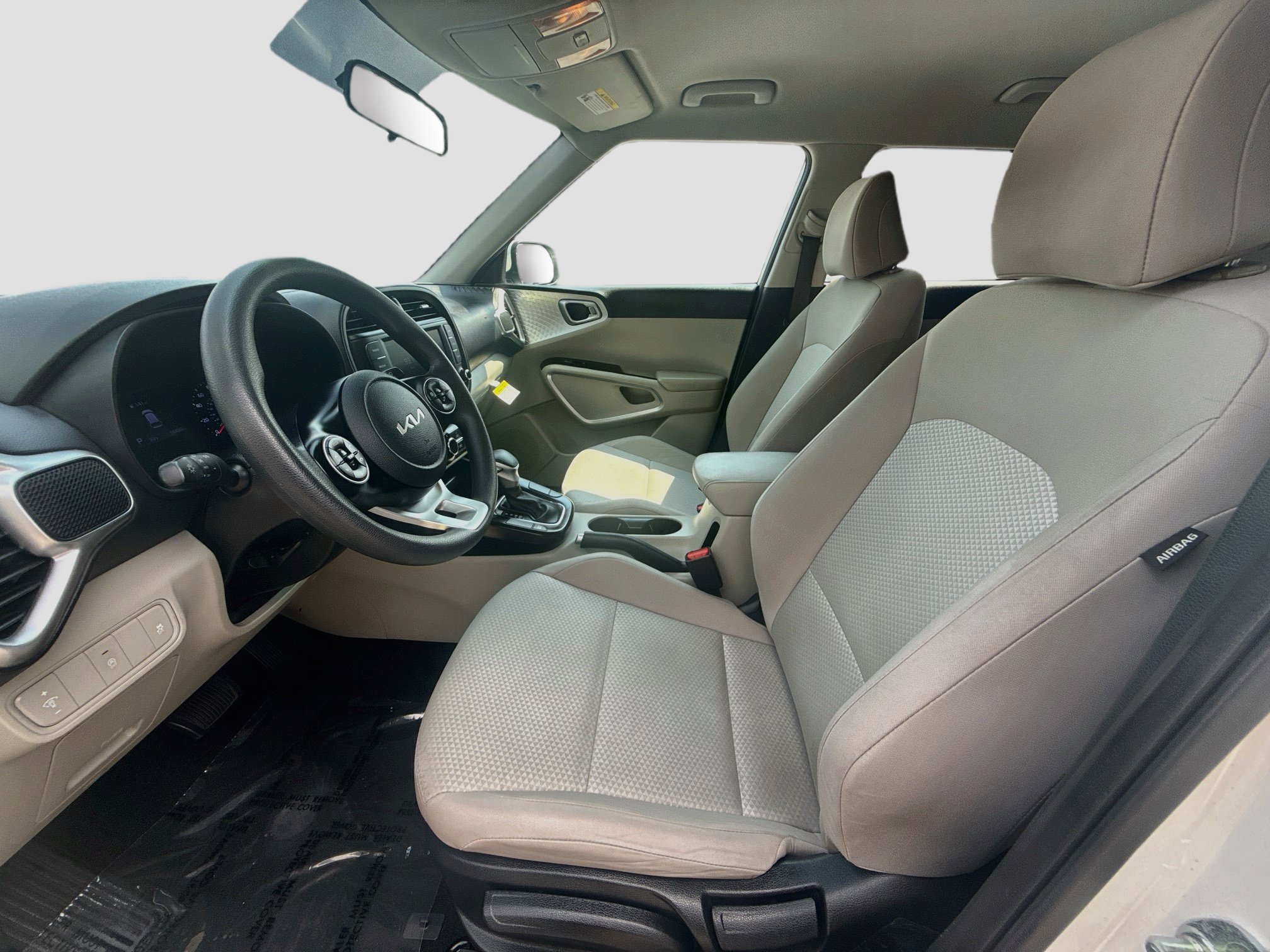 Used 2022 Kia Soul LX FWD image 16
