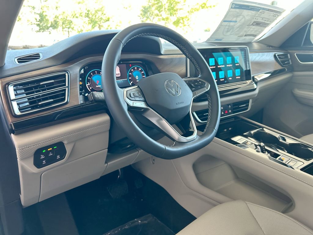 New 2026 Volkswagen Atlas SE image 13