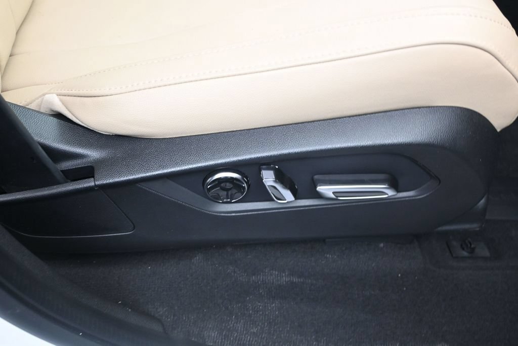 Used 2024 Acura MDX SH-AWD image 11