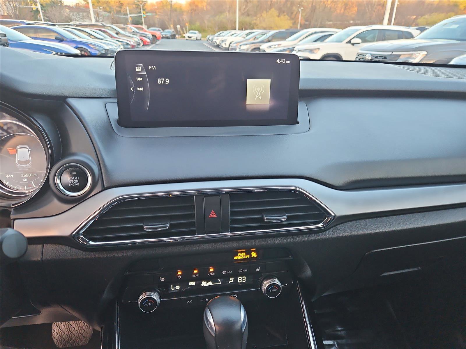 Used 2023 MAZDA CX-9 Touring image 19