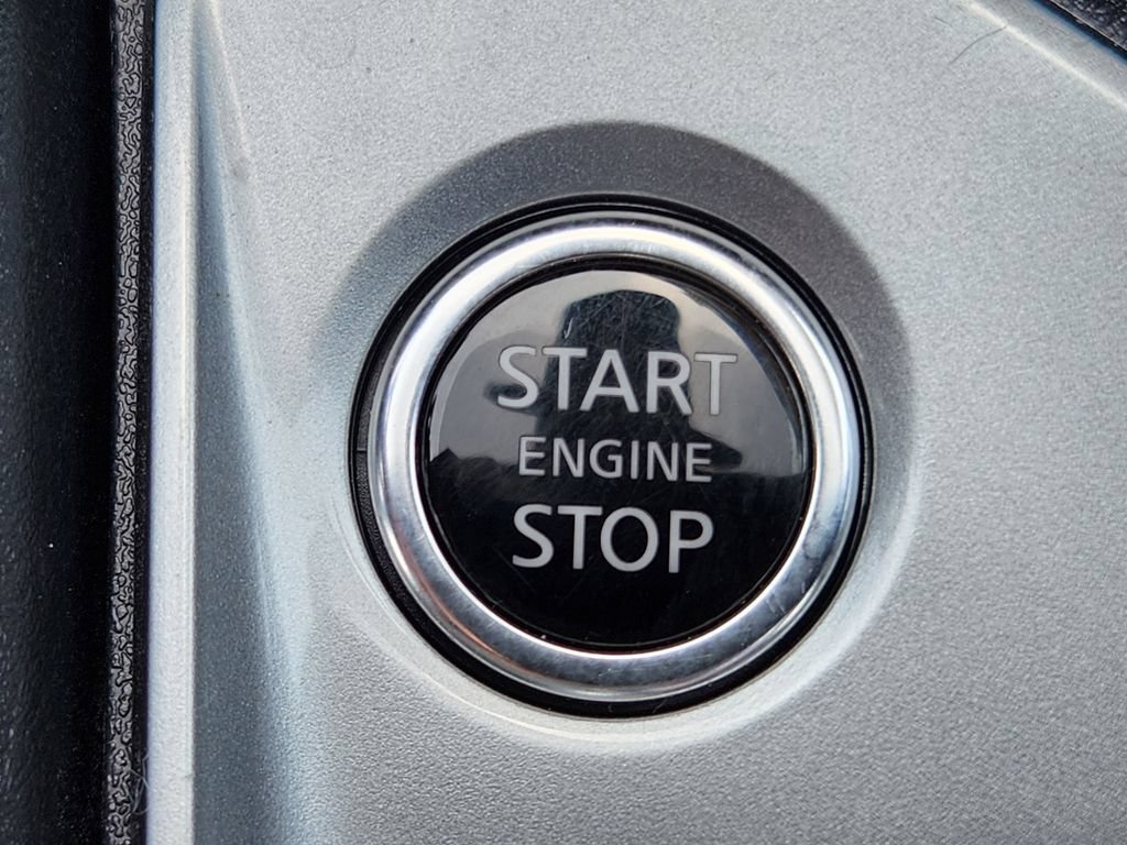 Used 2025 Nissan Altima 2.5 SV FWD image 21