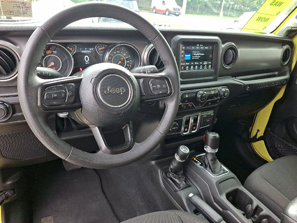 Used 2023 Jeep Wrangler Sport AWD/4WD image 13