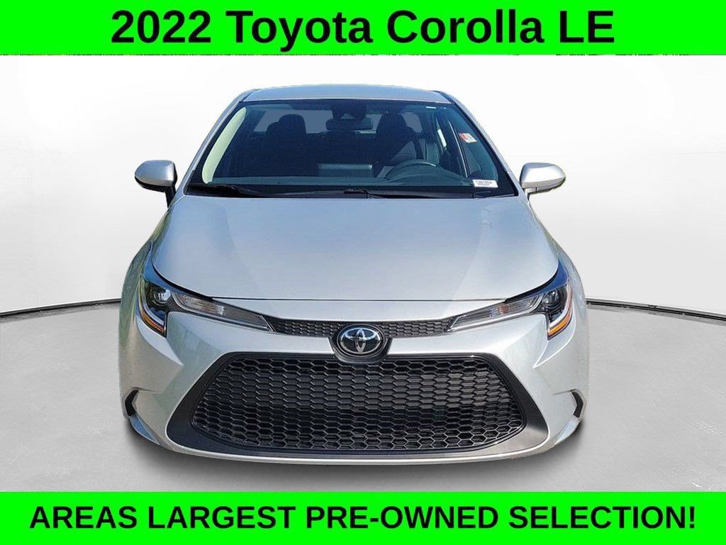 Certified 2022 Toyota Corolla LE FWD image 2