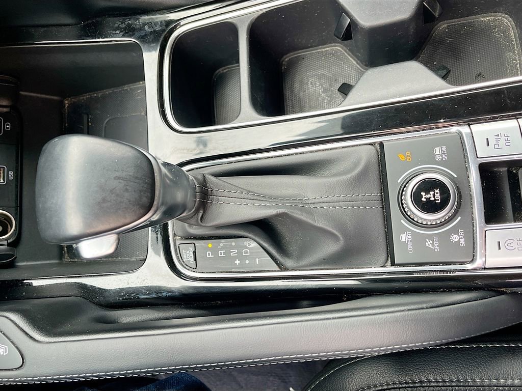 Used 2022 Kia Telluride EX image 17