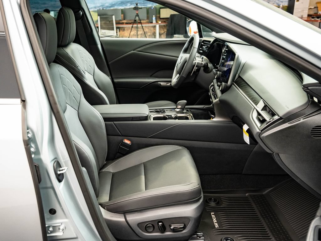 New 2026 Lexus RX 350h AWD/4WD image 24