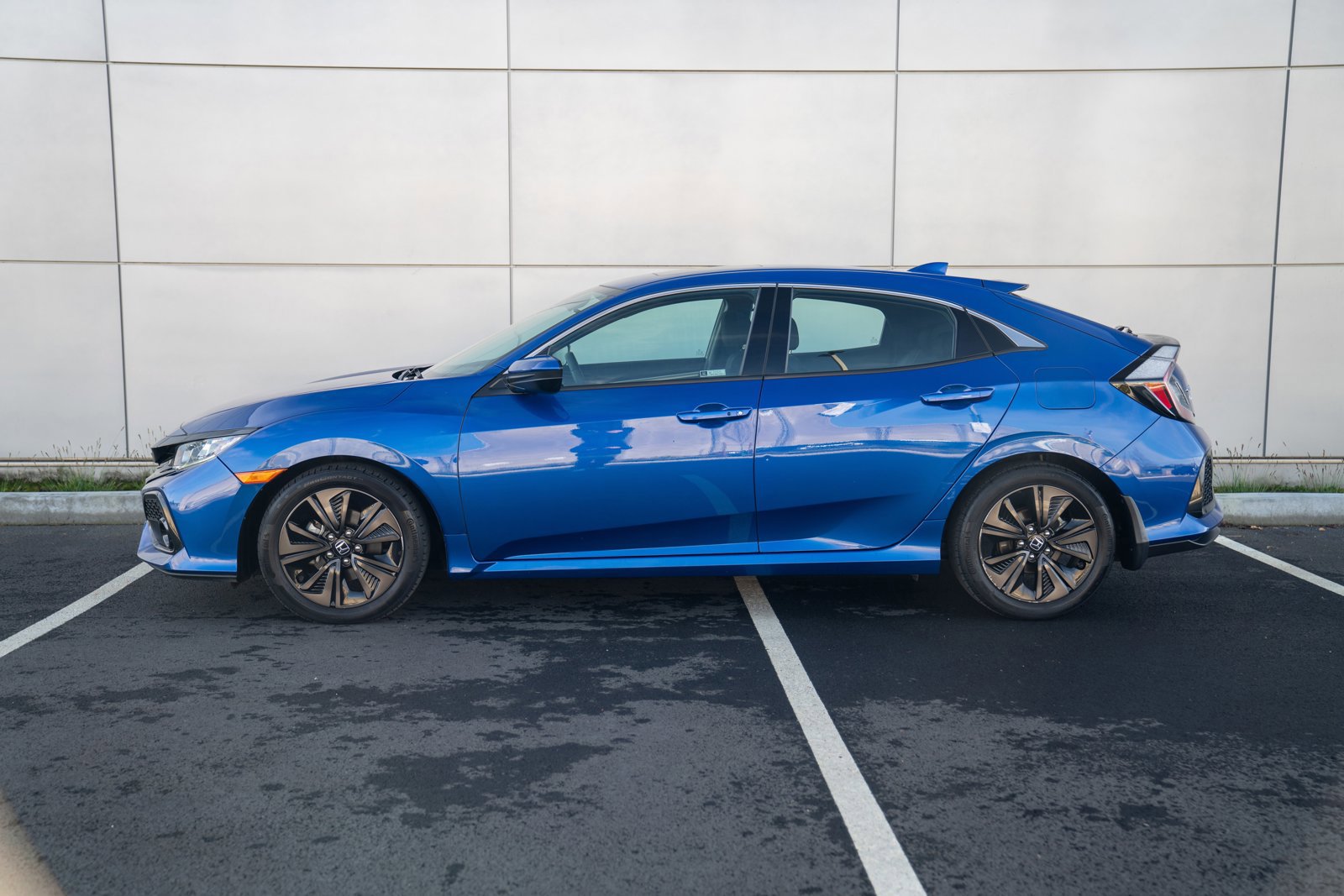 Used 2019 Honda Civic EX image 2