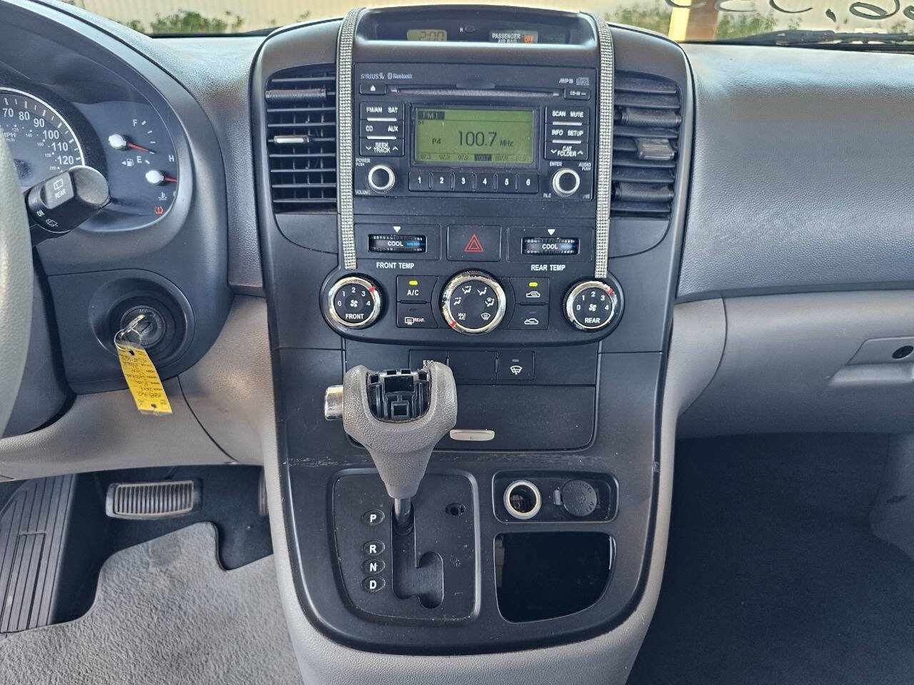 Used 2014 Kia Sedona LX image 14