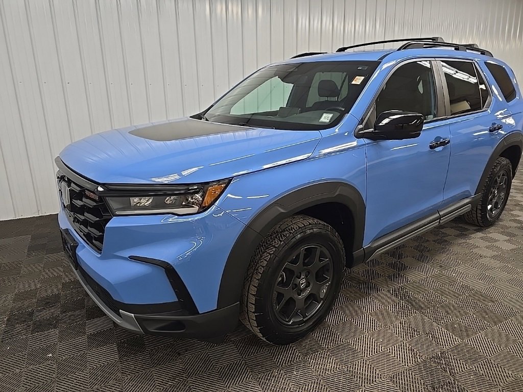 Used 2023 Honda Pilot TrailSport image 8