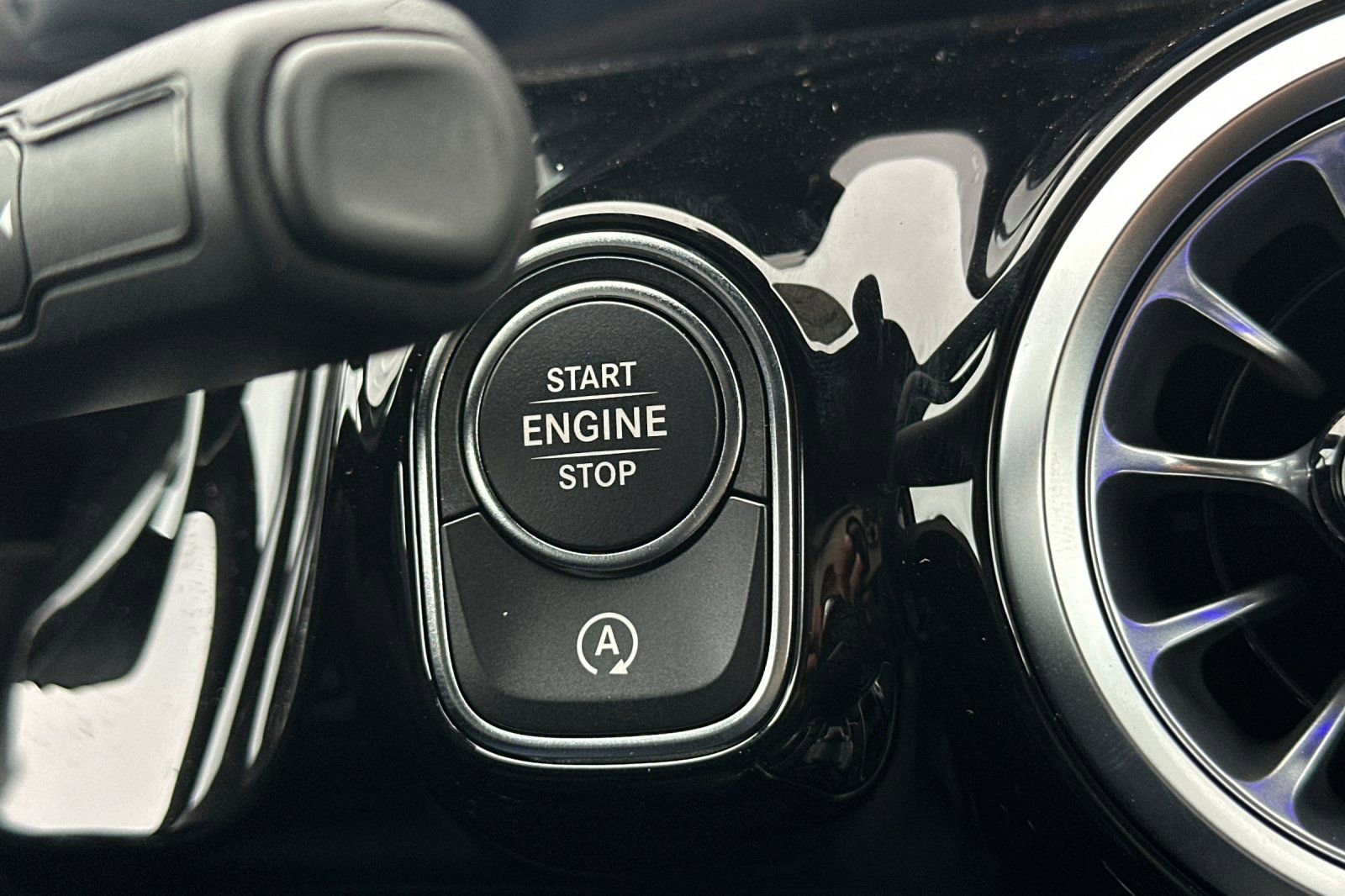 New 2026 Mercedes-Benz GLA 250 image 18