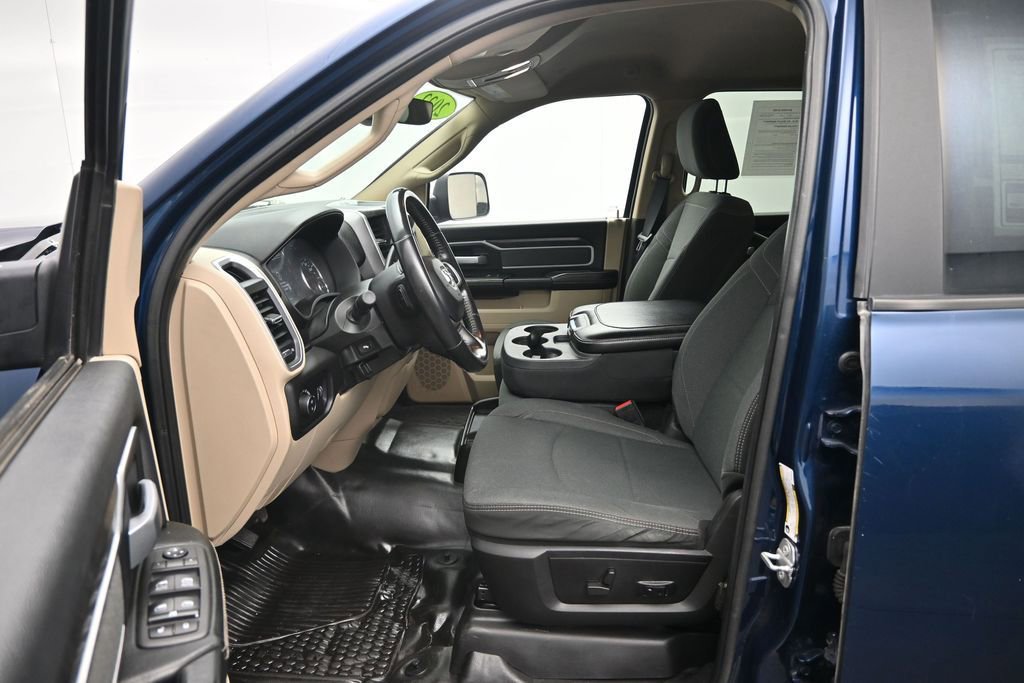 Used 2022 RAM 2500 Big Horn w/ Level A Equipment Group AWD/4WD image 19